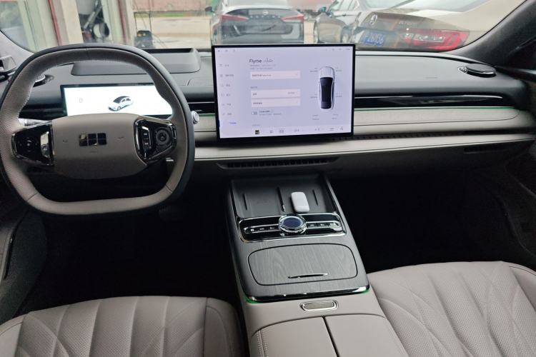Used Geely Galaxy 8 2025 130km EM-P Starship Edition Center Console