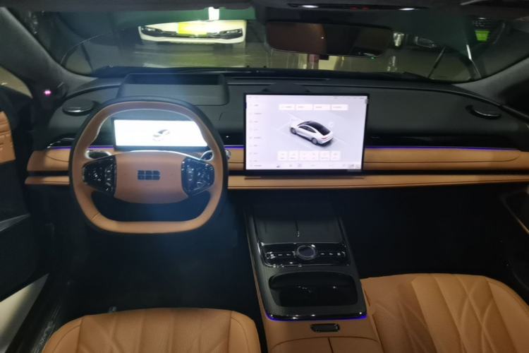 Used Geely Galaxy 8 2025 130km EM-i Flagship Edition Center Console