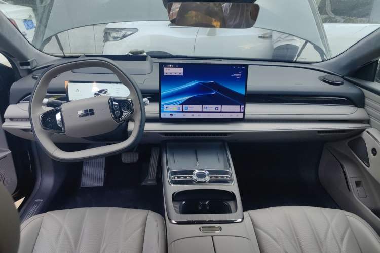 Used Geely Galaxy 8 2025 130km EM-P Starship Edition Center Console