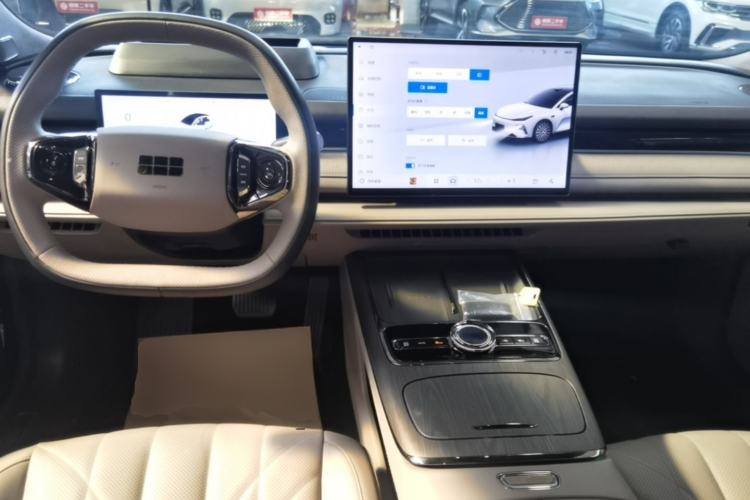 Used Geely Galaxy 8 2025 130km EM-P Starship Edition Center Console