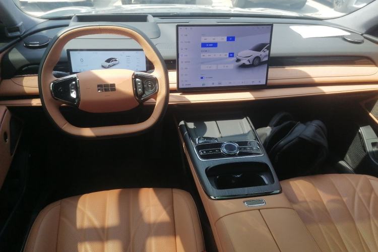 Used Geely Galaxy 8 2025 130km EM-P Starship Edition