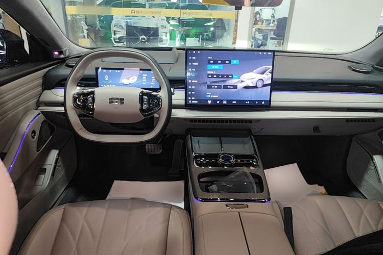Used Geely Galaxy 8 2025 130km EM-P Starship Edition Center Console