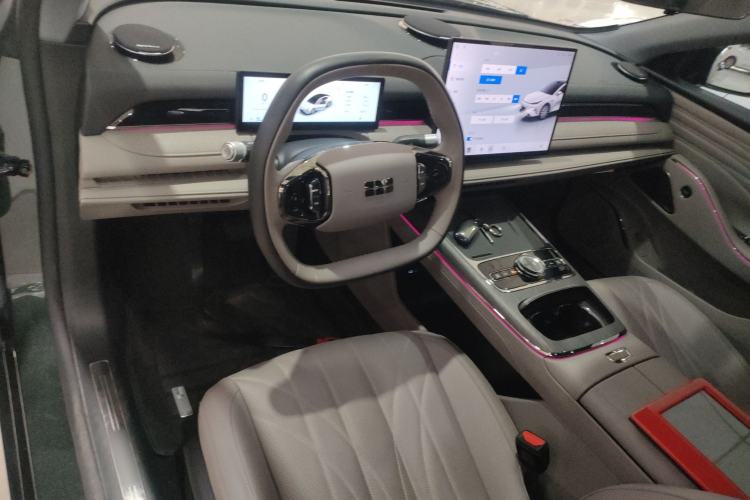 Used Geely Galaxy 8 2025 130km EM-i Deluxe Edition Center Console