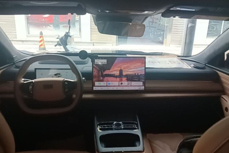 Used Geely Galaxy 8 2025 130km EM-P Starship Edition Center Console