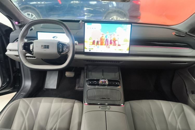 Used Geely Galaxy 8 2025 130km EM-P Starship Edition Center Console
