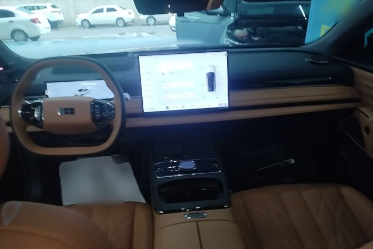 Used Geely Galaxy 8 2025 130km EM-P Starship Edition Center Console