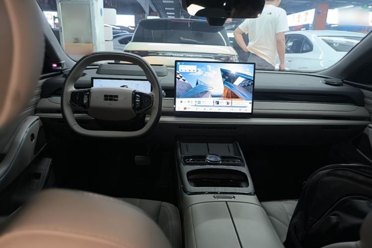 Used Geely Galaxy 8 2025 130km EM-P Starship Edition Center Console