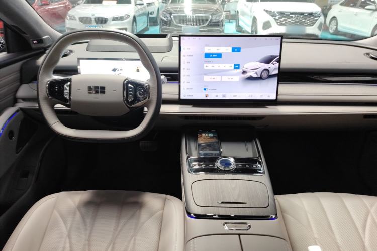 Used Geely Galaxy 8 2025 130km EM-P Starship Edition Center Console