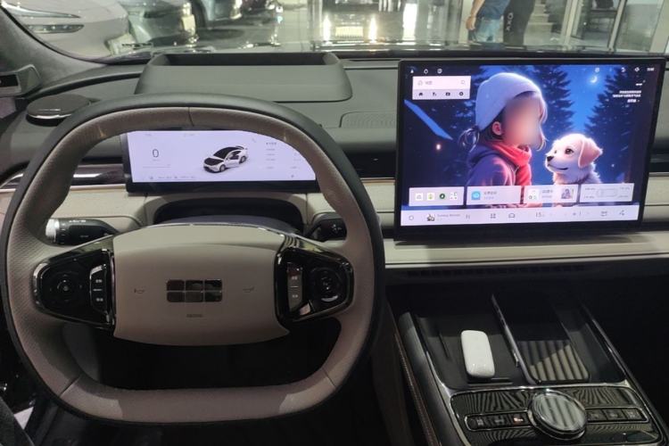 Used Geely Galaxy 8 2025 130km EM-P Starship Edition Center Console