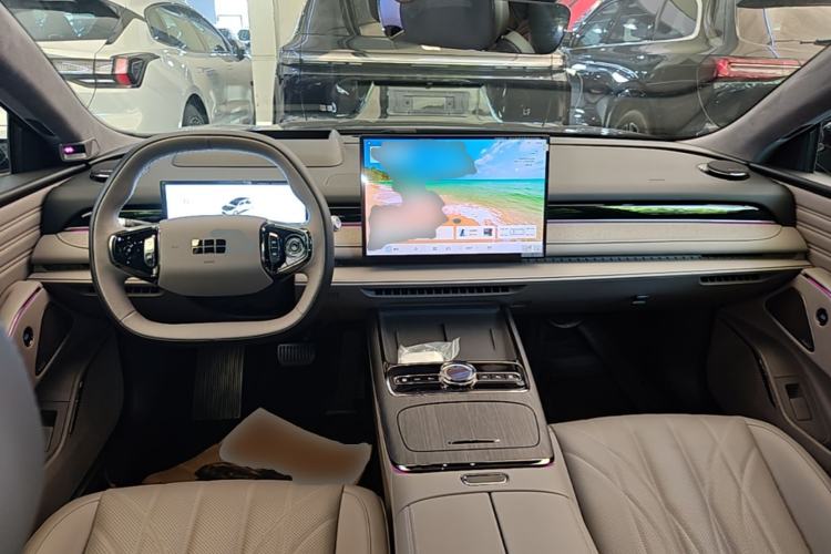 Used Geely Galaxy 8 2025 130km EM-P Starship Edition Center Console