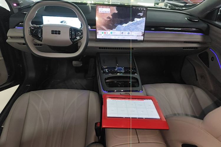 Used Geely Galaxy 8 2025 130km EM-P Starship Edition Center Console