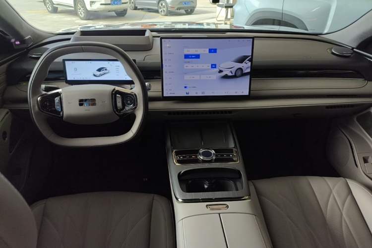 Used Geely Galaxy 8 2025 130km EM-P Starship Edition Center Console