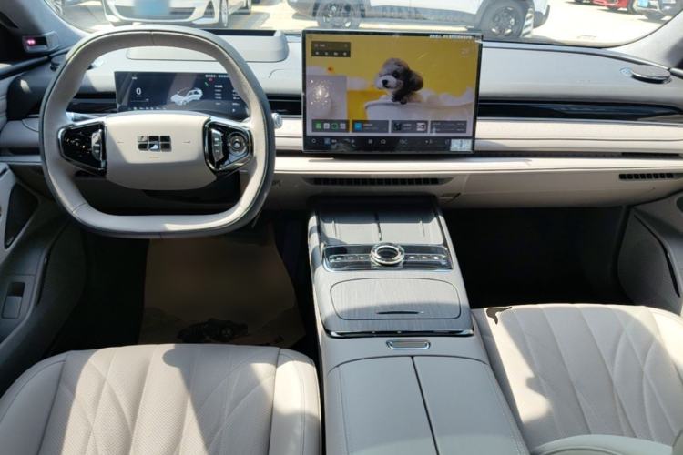 Used Geely Galaxy 8 2025 130km EM-P Starship Edition Center Console