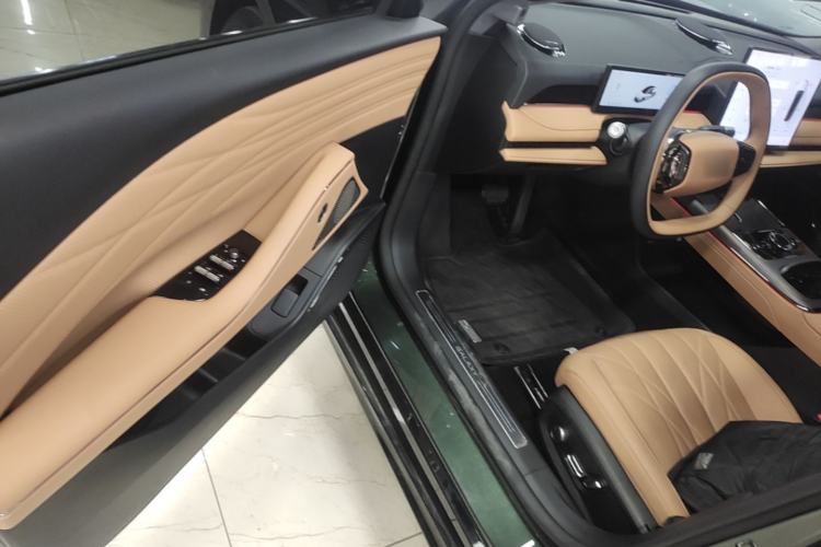 Used Geely Galaxy 8 2025 130km EM-P Exploration Edition Driver Seat