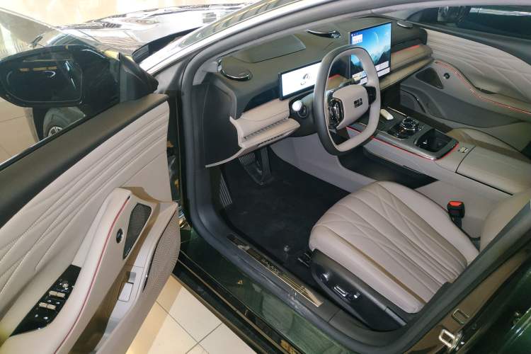 Used Geely Galaxy 8 2025 130km EM-P Starship Edition Driver Seat