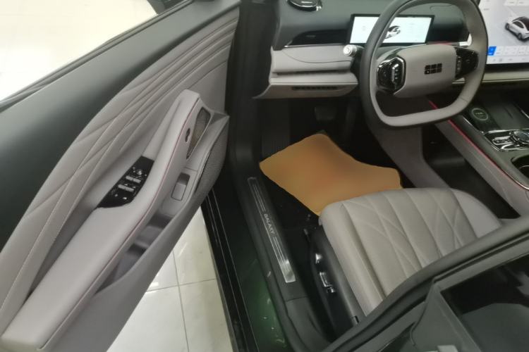 Used Geely Galaxy 8 2025 130km EM-P Starship Edition Driver Seat