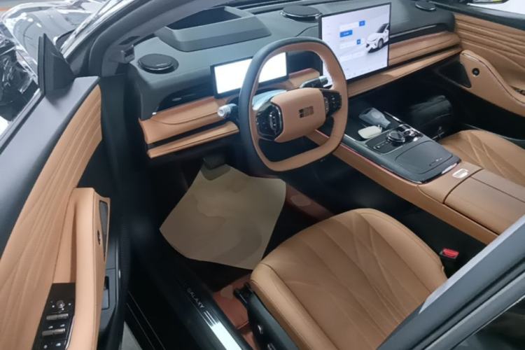 Used Geely Galaxy 8 2025 130km EM-P Starship Edition Driver Seat
