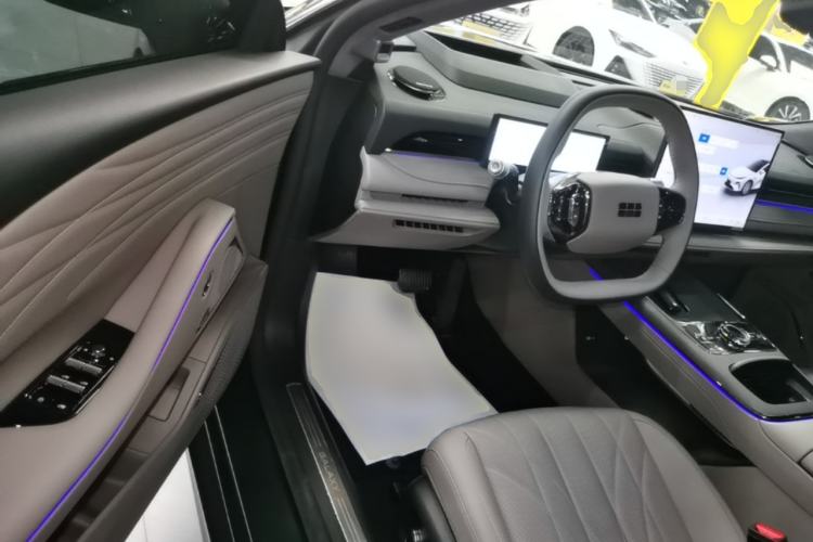 Used Geely Galaxy 8 2025 130km EM-P Starship Edition Driver Seat