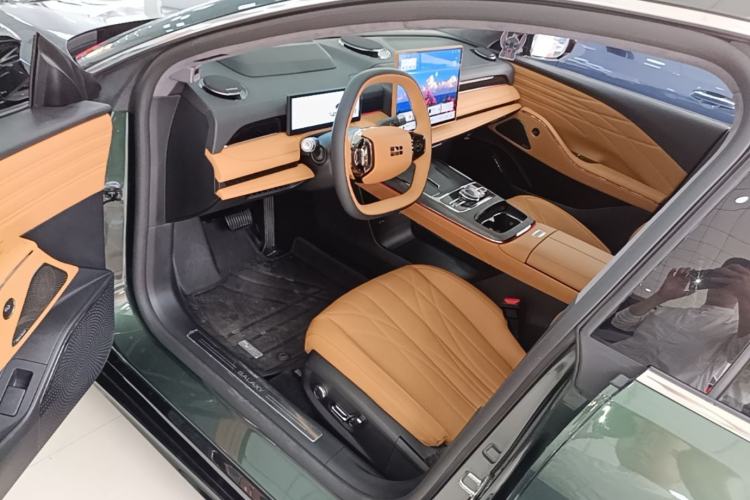Used Geely Galaxy 8 2025 130km EM-i Flagship Edition Driver Seat
