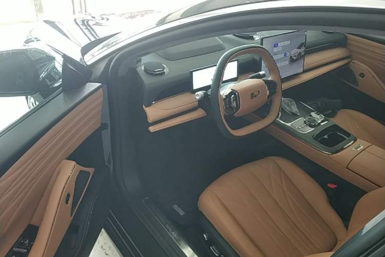 Used Geely Galaxy 8 2025 130km EM-P Starship Edition Driver Seat