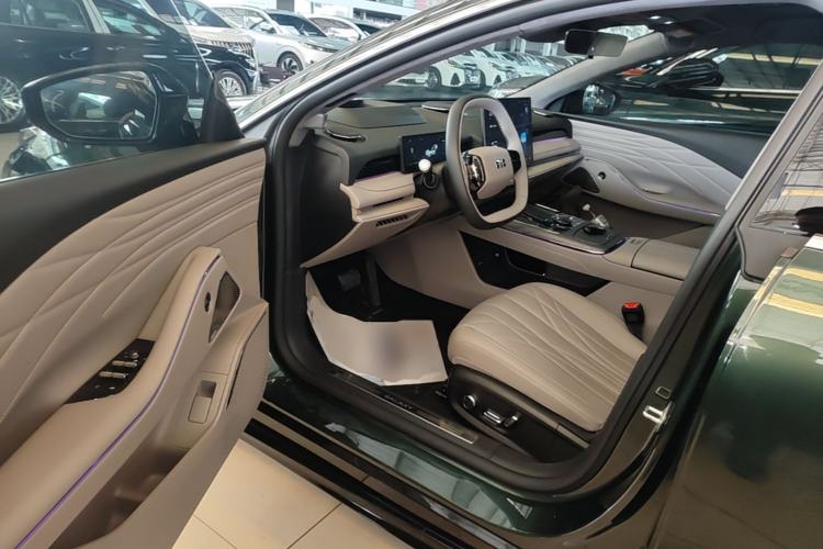 Used Geely Galaxy 8 2025 130km EM-P Starship Edition Driver Seat