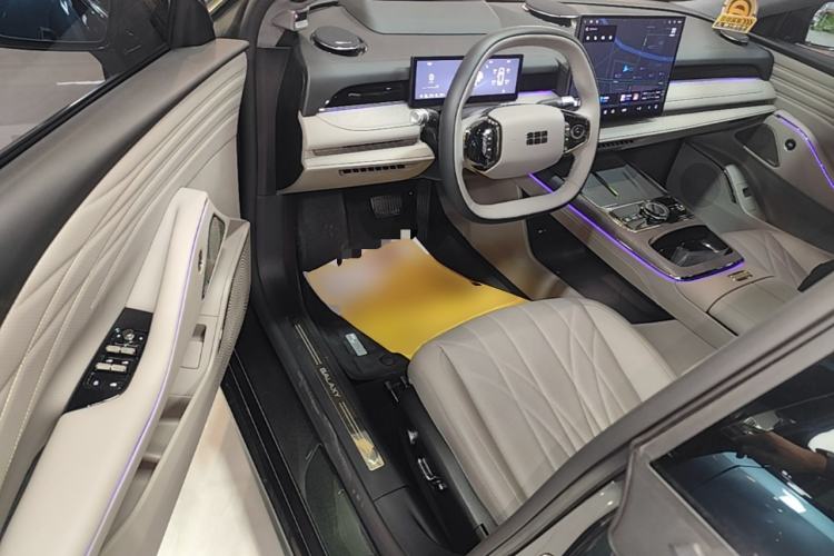 Used Geely Galaxy 8 2025 130km EM-P Starship Edition Driver Seat