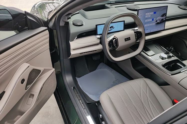 Used Geely Galaxy 8 2025 130km EM-P Starship Edition Driver Seat