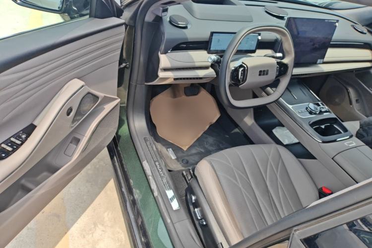Used Geely Galaxy 8 2025 130km EM-P Starship Edition Driver Seat