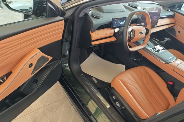 Used Geely Galaxy 8 2025 130km EM-P Starship Edition Driver Seat