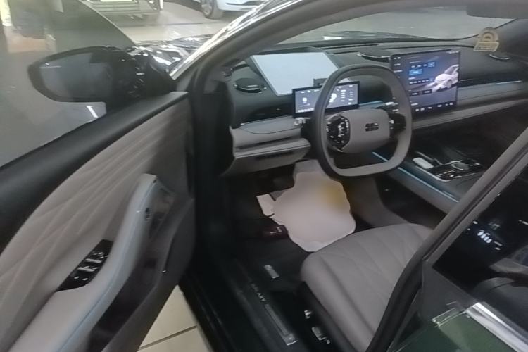 Used Geely Galaxy 8 2025 130km EM-P Starship Edition Driver Seat
