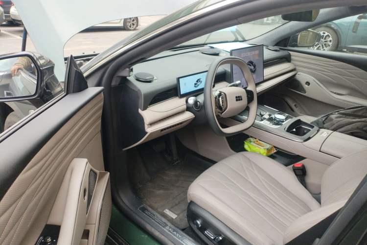 Used Geely Galaxy 8 2025 130km EM-P Exploration Edition Driver Seat