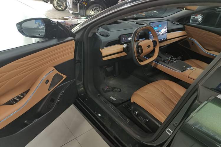 Used Geely Galaxy 8 2025 130km EM-P Starship Edition Driver Seat