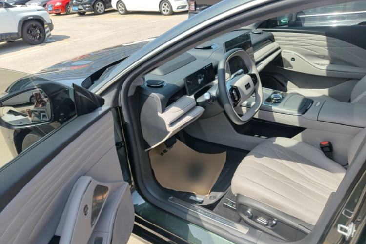 Used Geely Galaxy 8 2025 130km EM-P Starship Edition Driver Seat