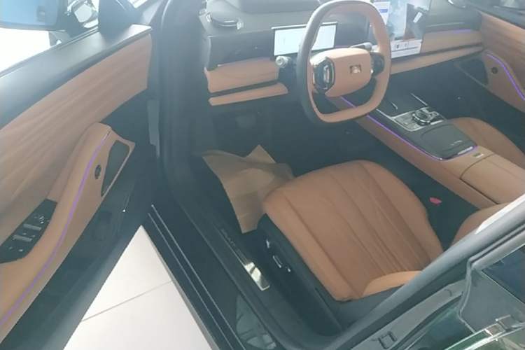 Used Geely Galaxy 8 2025 130km EM-P Starship Edition Driver Seat