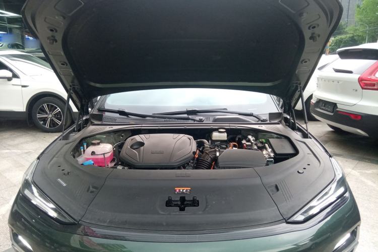 Used Geely Galaxy 8 2025 130km EM-i Flagship Edition Engine Bay