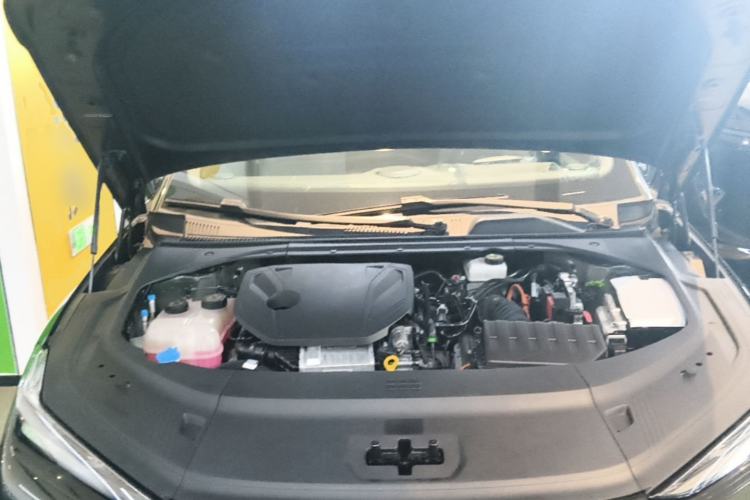Used Geely Galaxy 8 2025 130km EM-P Starship Edition Engine Bay