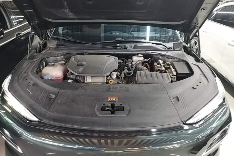 Used Geely Galaxy 8 2025 130km EM-P Starship Edition Engine Bay