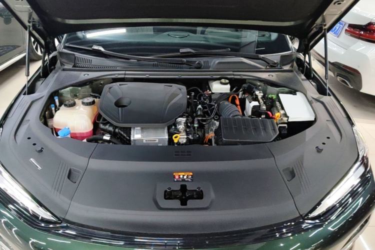 Used Geely Galaxy 8 2025 130km EM-P Starship Edition Engine Bay