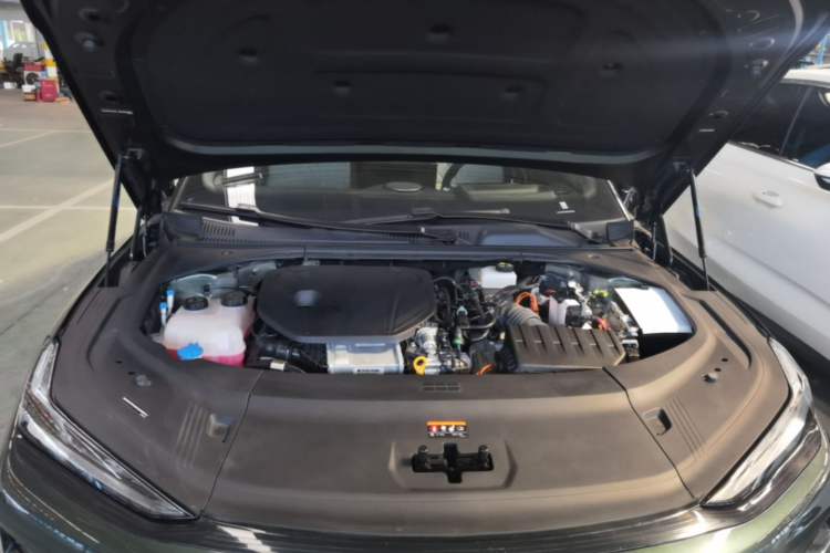 Used Geely Galaxy 8 2025 130km EM-P Starship Edition Engine Bay