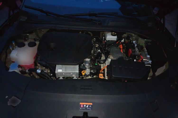 Used Geely Galaxy 8 2025 130km EM-P Starship Edition Engine Bay