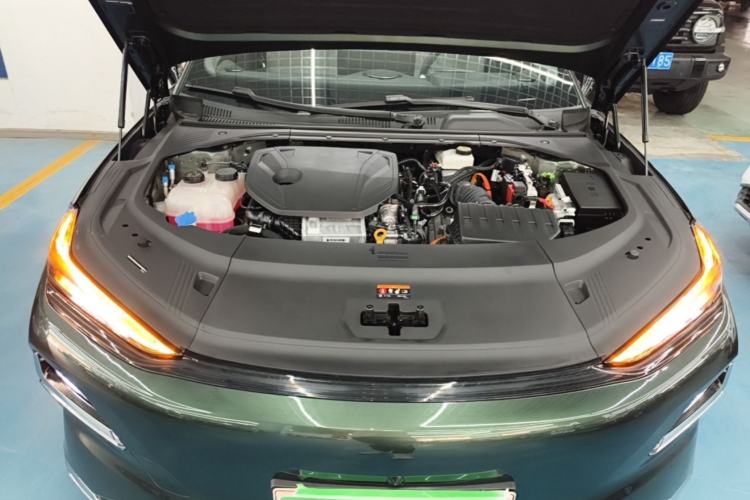 Used Geely Galaxy 8 2025 130km EM-P Starship Edition Engine Bay