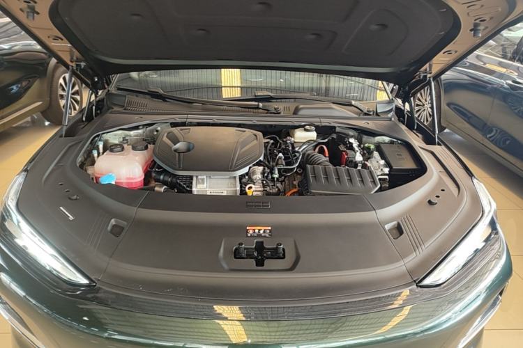 Used Geely Galaxy 8 2025 130km EM-P Starship Edition Engine Bay