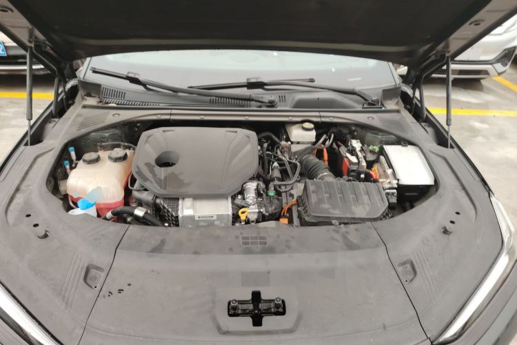 Used Geely Galaxy 8 2025 130km EM-P Starship Edition Engine Bay