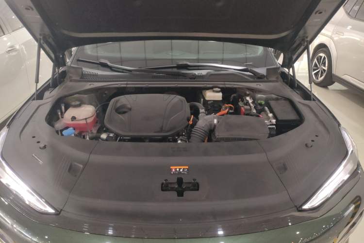 Used Geely Galaxy 8 2025 130km EM-i Deluxe Edition Engine Bay