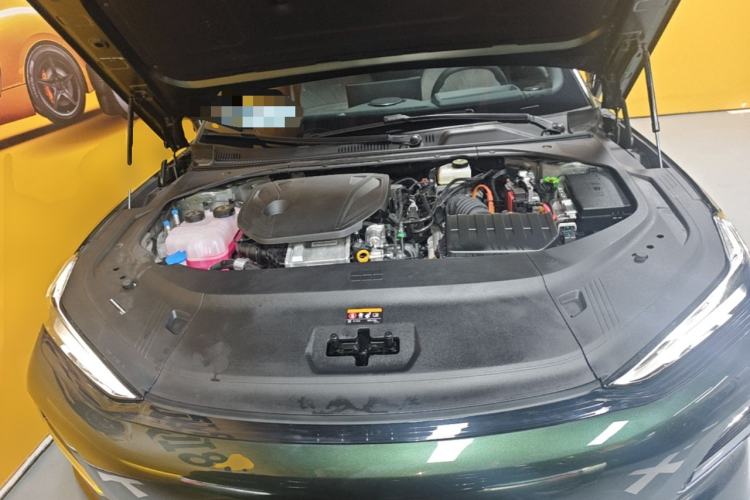 Used Geely Galaxy 8 2025 130km EM-P Starship Edition Engine Bay