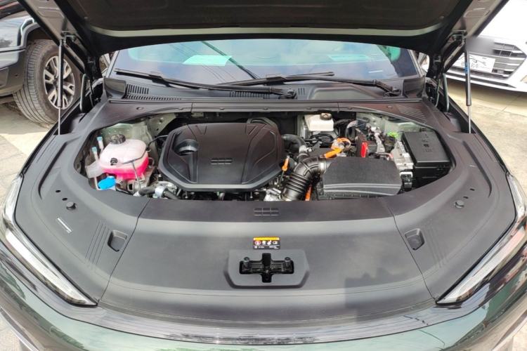 Used Geely Galaxy 8 2025 130km EM-i Prestige Edition Engine Bay