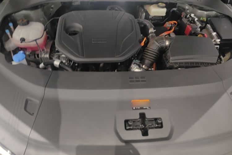 Used Geely Galaxy 8 2025 130km EM-i Deluxe Edition Engine Bay