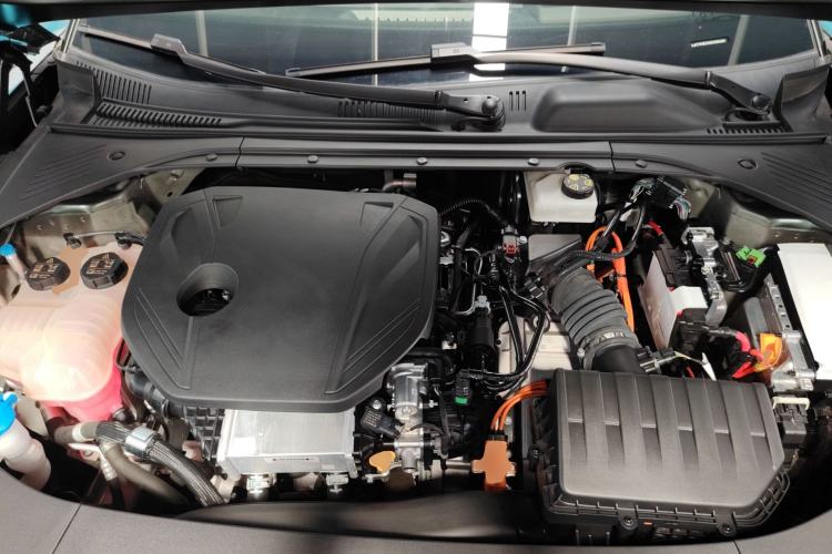 Used Geely Galaxy 8 2025 130km EM-P Starship Edition Engine Bay
