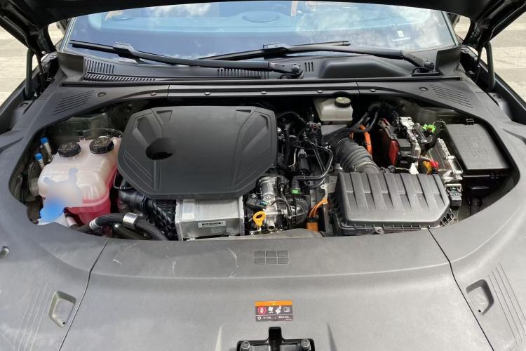 Used Geely Galaxy 8 2025 130km EM-P Starship Edition Engine Bay