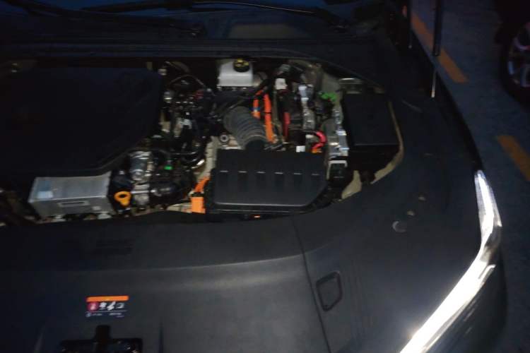 Used Geely Galaxy 8 2025 130km EM-P Starship Edition Engine Bay Left